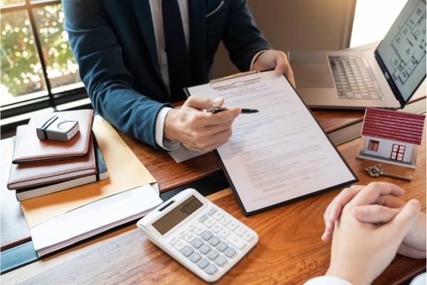 Tra cứu khoản vay, hợp đồng vay tránh được các rủi ro tài chính
